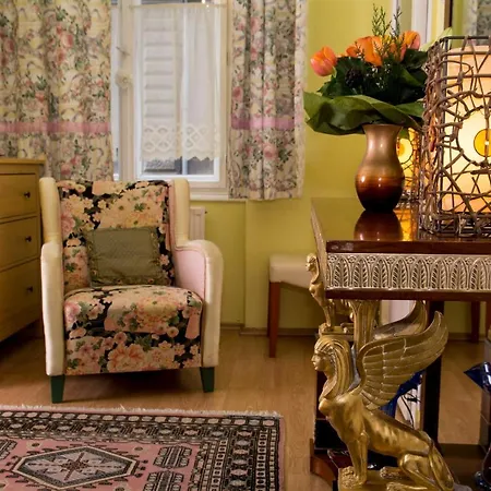 Stunning 2 Double Bedroom Apartment In The Centre Of Budapest ブダペスト